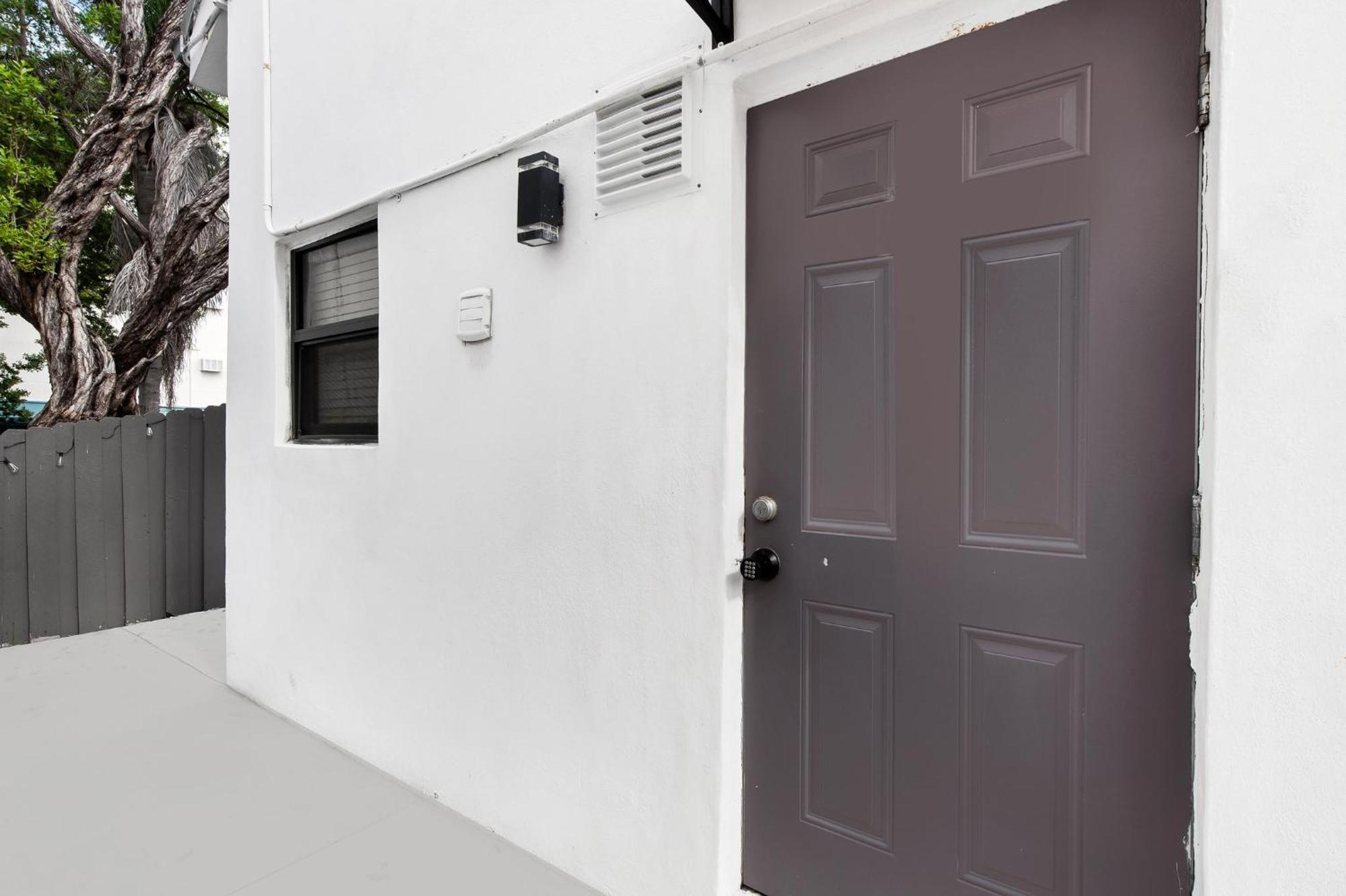 Oceanside Boutique Loft Apt Cozy Beach Unit # 7 Hollywood Eksteriør bilde